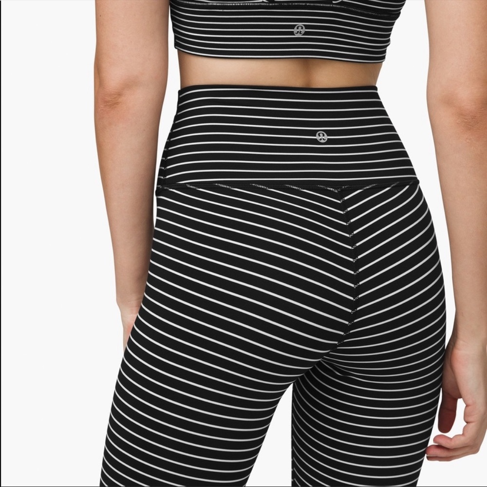Lululemon wunder under striped high rise leggings luxtreme size 4